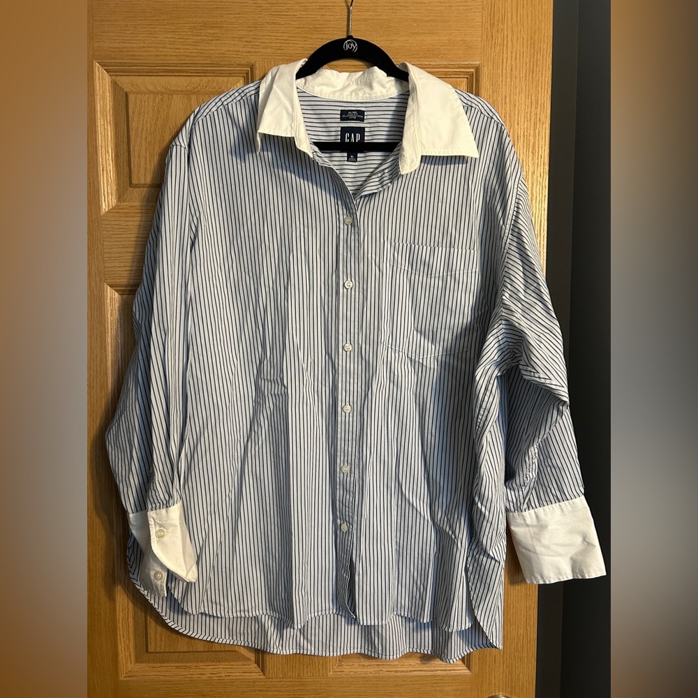 Gap Organic Cotton Poplin Big Shirt, Size XL